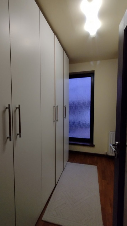 Casa individuala 6 camere, Timisoara - Zona Ronat 25, foxfort.ro