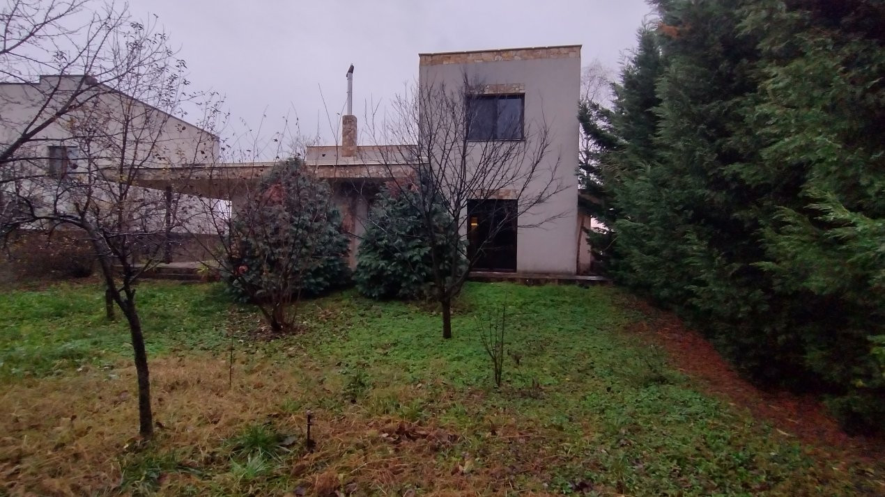 Casa individuala 6 camere, Timisoara - Zona Ronat 33, foxfort.ro