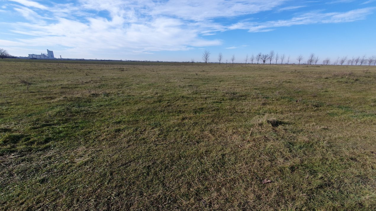 Teren intravilan 665 mp cu Puz aprobat - Padureni 5, foxfort.ro