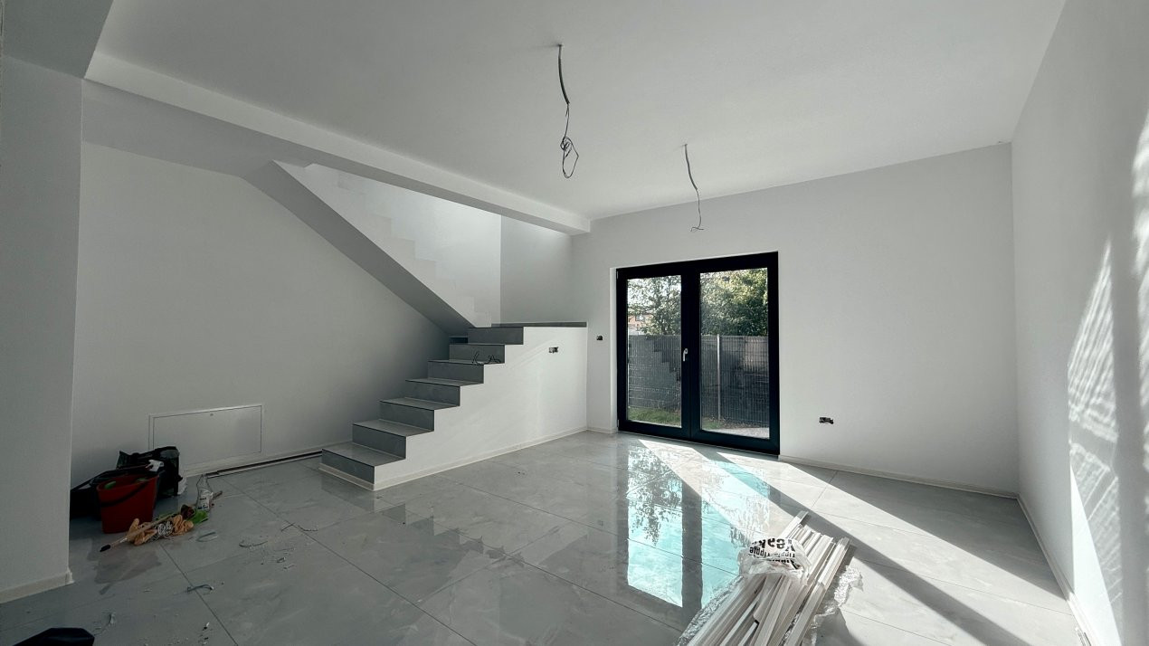 Duplex 3 camere si 2 bai - Asfalt, zona Sanandrei 4, foxfort.ro