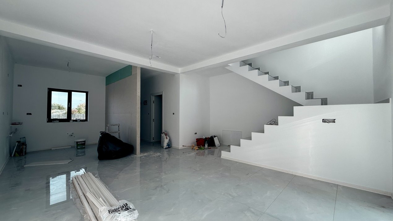 Duplex 3 camere si 2 bai - Asfalt, zona Sanandrei 5, foxfort.ro