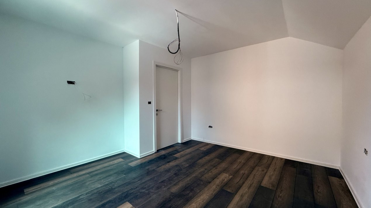 Duplex 3 camere si 2 bai - Asfalt, zona Sanandrei 8, foxfort.ro