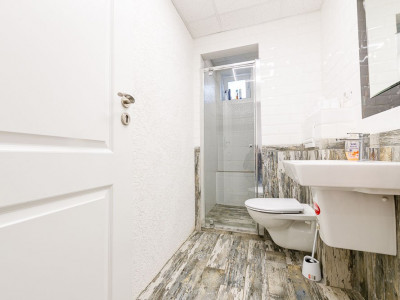 Spatiu comercial cu 4 incaperi de inchiriat, zona Iosefin imagine mica 8, foxfort.ro