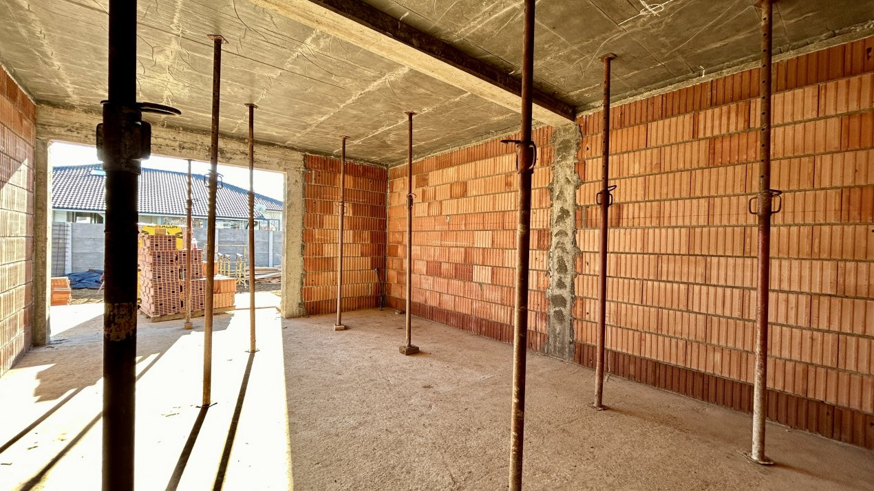 Duplex 4 camere pe parter + perete dublu despartitor - Sanandrei 4, foxfort.ro