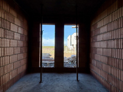 Duplex 4 camere pe parter + perete dublu despartitor - Sanandrei imagine mica 7, foxfort.ro