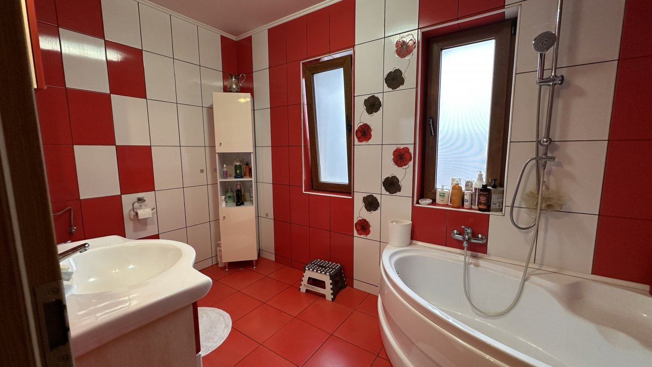 Duplex 5 camere, 178 mp, in Mosnita Noua 8, foxfort.ro