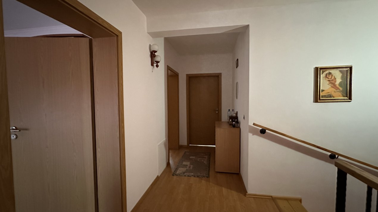 Duplex 5 camere, 178 mp, in Mosnita Noua 14, foxfort.ro