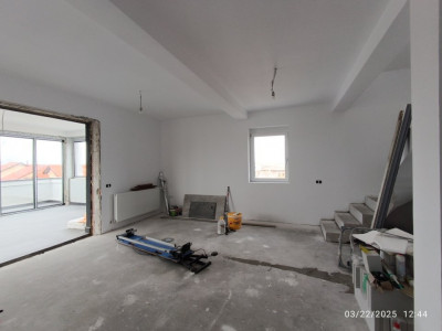 Apartament spectaculos cu 4 camere, pe doua niveluri in Giroc - ID V3825 imagine mica 10, foxfort.ro