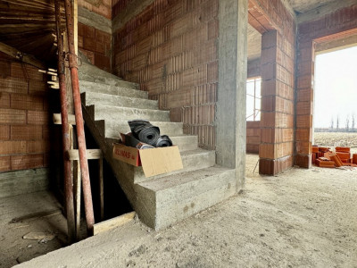 Duplex cu 4 camere in Sag, zona Manastire imagine mica 6, foxfort.ro