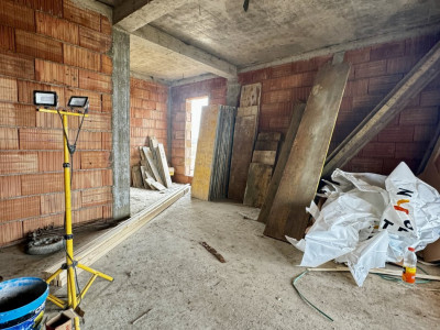 Duplex cu 4 camere in Sag, zona Manastire imagine mica 9, foxfort.ro