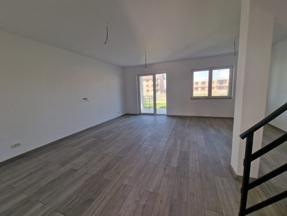  Duplex 130 mp utili 4 camere, 3 bai, 2 terase, 1 balcon - Calea Urseni  1, foxfort.ro