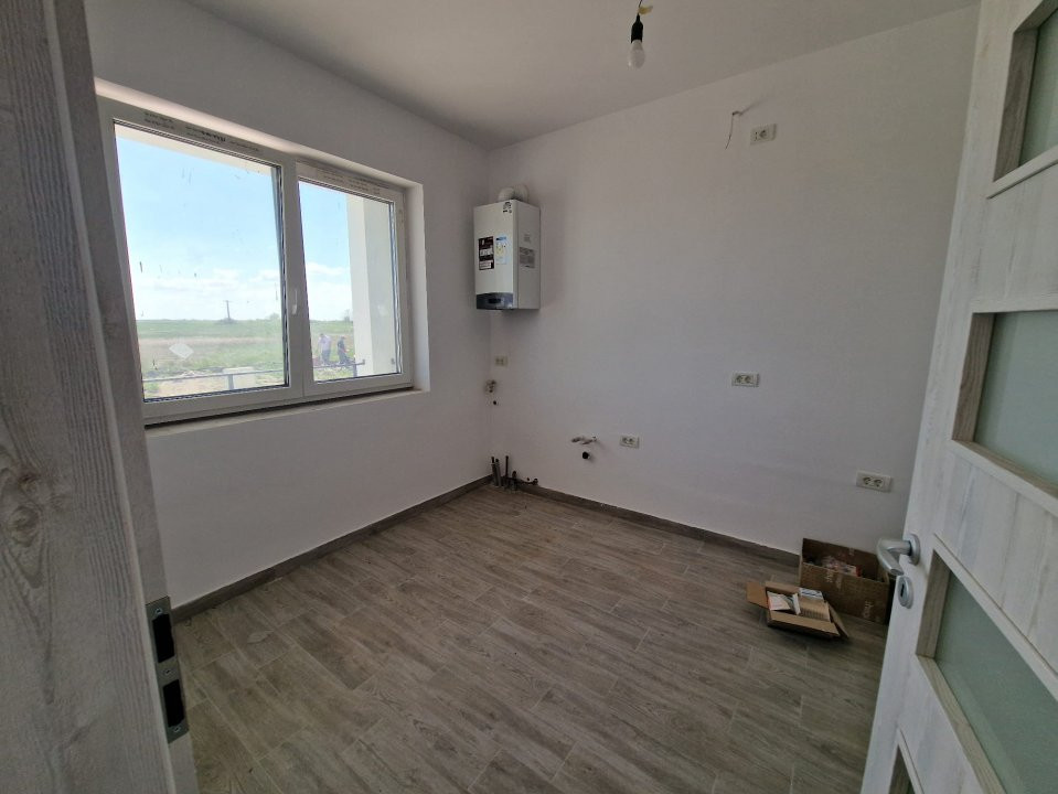  Duplex 130 mp utili 4 camere, 3 bai, 2 terase, 1 balcon - Calea Urseni  3, foxfort.ro
