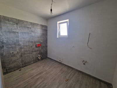 Duplex 130 mp utili 4 camere, 3 bai, 2 terase, 1 balcon - Calea Urseni imagine mica 12, foxfort.ro