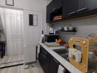 Apartament 2 camere, Zona Lipovei - Decomandat