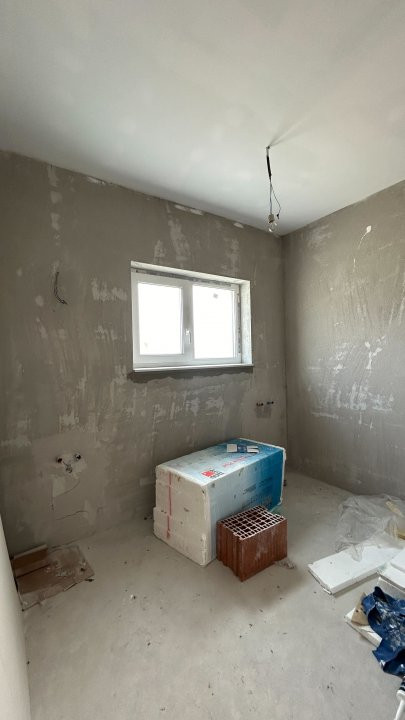 Duplex 5 camere spatios, cu 3 locuri de parcare - Dumbravita 10, foxfort.ro