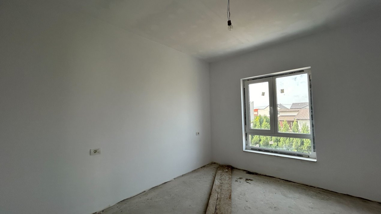 Duplex 5 camere spatios, cu 3 locuri de parcare - Dumbravita 11, foxfort.ro