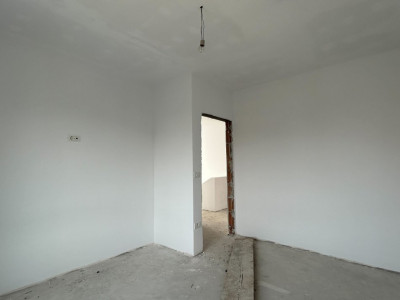 Duplex 5 camere spatios, cu 3 locuri de parcare - Dumbravita imagine mica 7, foxfort.ro