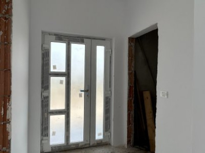 Duplex 5 camere spatios, cu 3 locuri de parcare - Dumbravita imagine mica 21, foxfort.ro