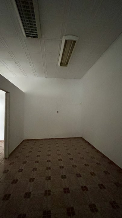 Apartament cu 3 camere, 97 mp utili la parter - zona Garii 5, foxfort.ro