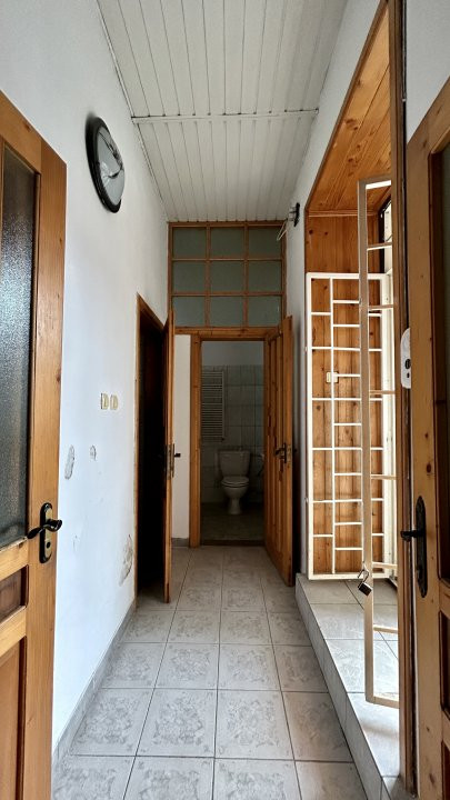 Apartament cu 3 camere, 97 mp utili la parter - zona Garii 11, foxfort.ro