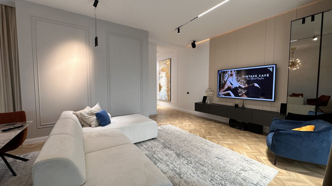 Duplex deosebit pe parter, 3 camere, 110 mp, in Chisoda 17, foxfort.ro