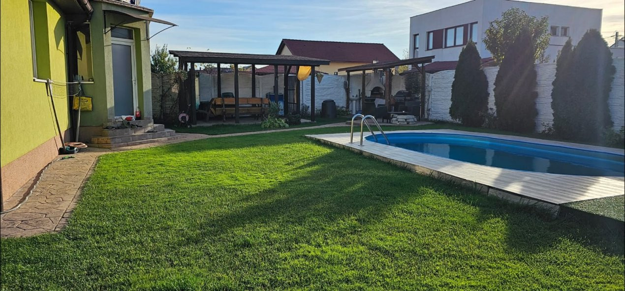 Casa individuala 4 camere, Sacalaz - Garaj, piscina exterioara 2, foxfort.ro