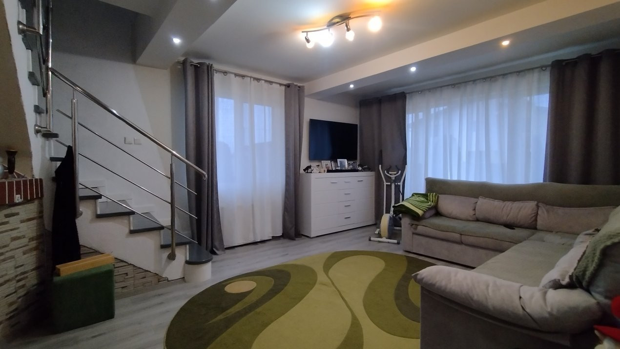 Casa individuala 4 camere, Sacalaz - Garaj, piscina exterioara 3, foxfort.ro