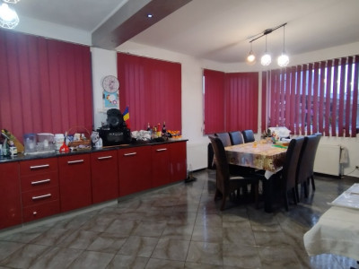 Casa individuala 4 camere, Sacalaz - Garaj, piscina exterioara imagine mica 4, foxfort.ro