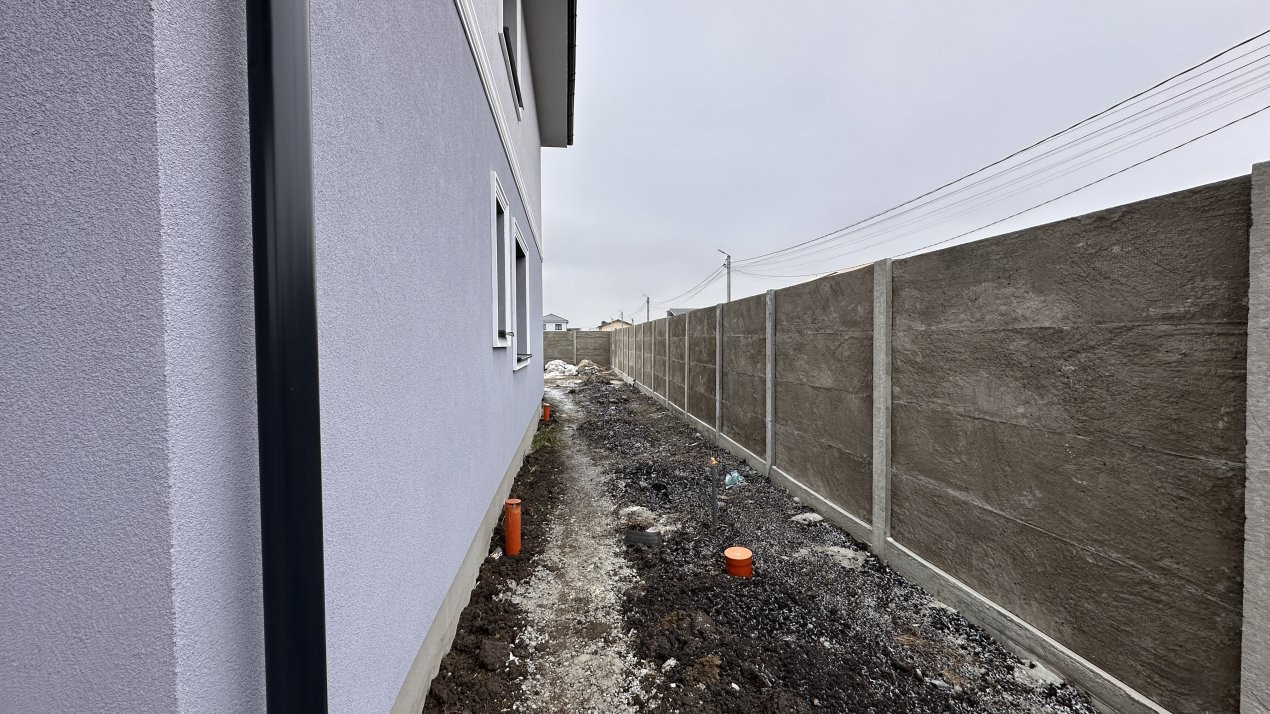 Duplex 5 camere, 110 mp, in Mosnita Noua 22, foxfort.ro