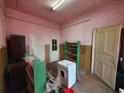 Apartament 3 camere in cladire istorica, 104 mp utili - Piata Maria imagine mica 17, foxfort.ro