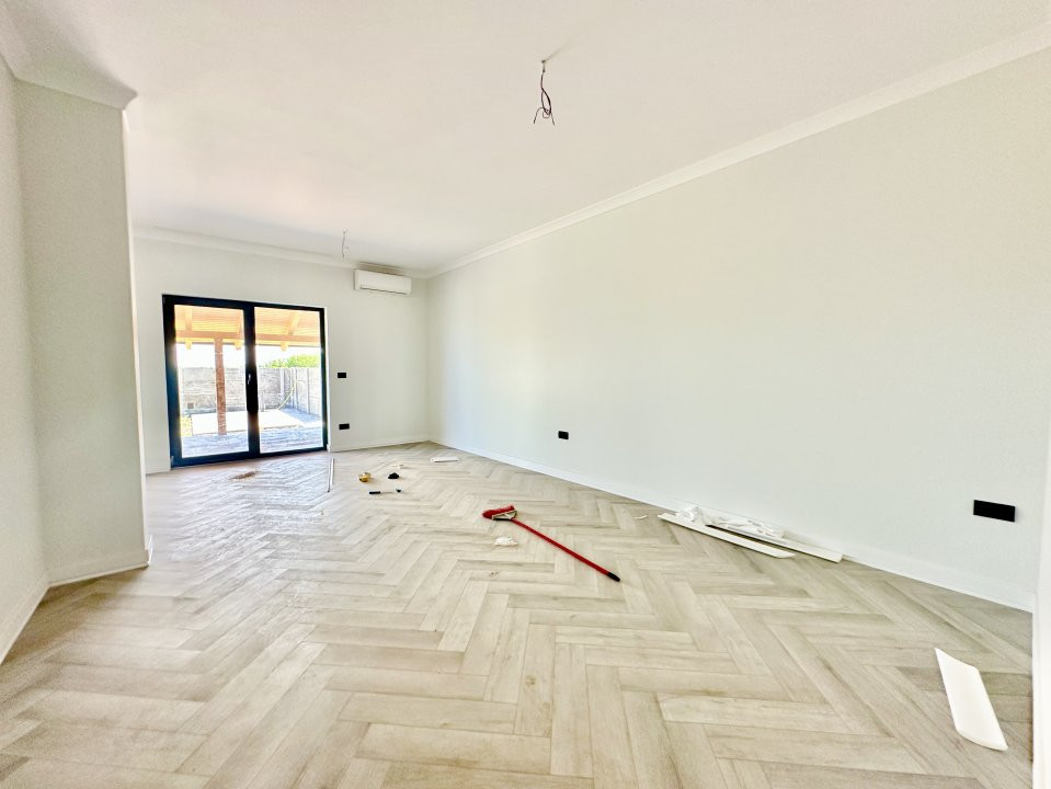 Duplex cu 4 camere - Toate utilitatile + Asfalt - Mosnita Noua 6, foxfort.ro