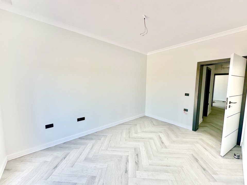 Duplex cu 4 camere - Toate utilitatile + Asfalt - Mosnita Noua 9, foxfort.ro