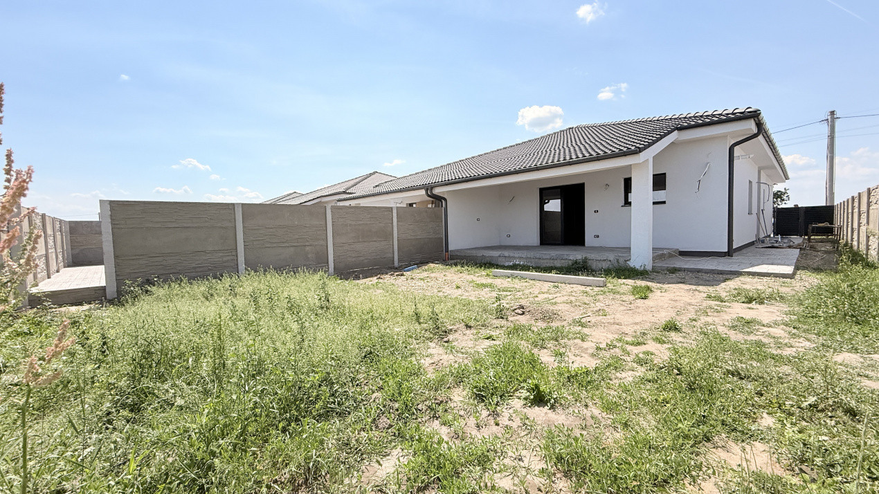 Duplex cu 4 camere - Toate utilitatile + Asfalt - Mosnita Noua 2, foxfort.ro