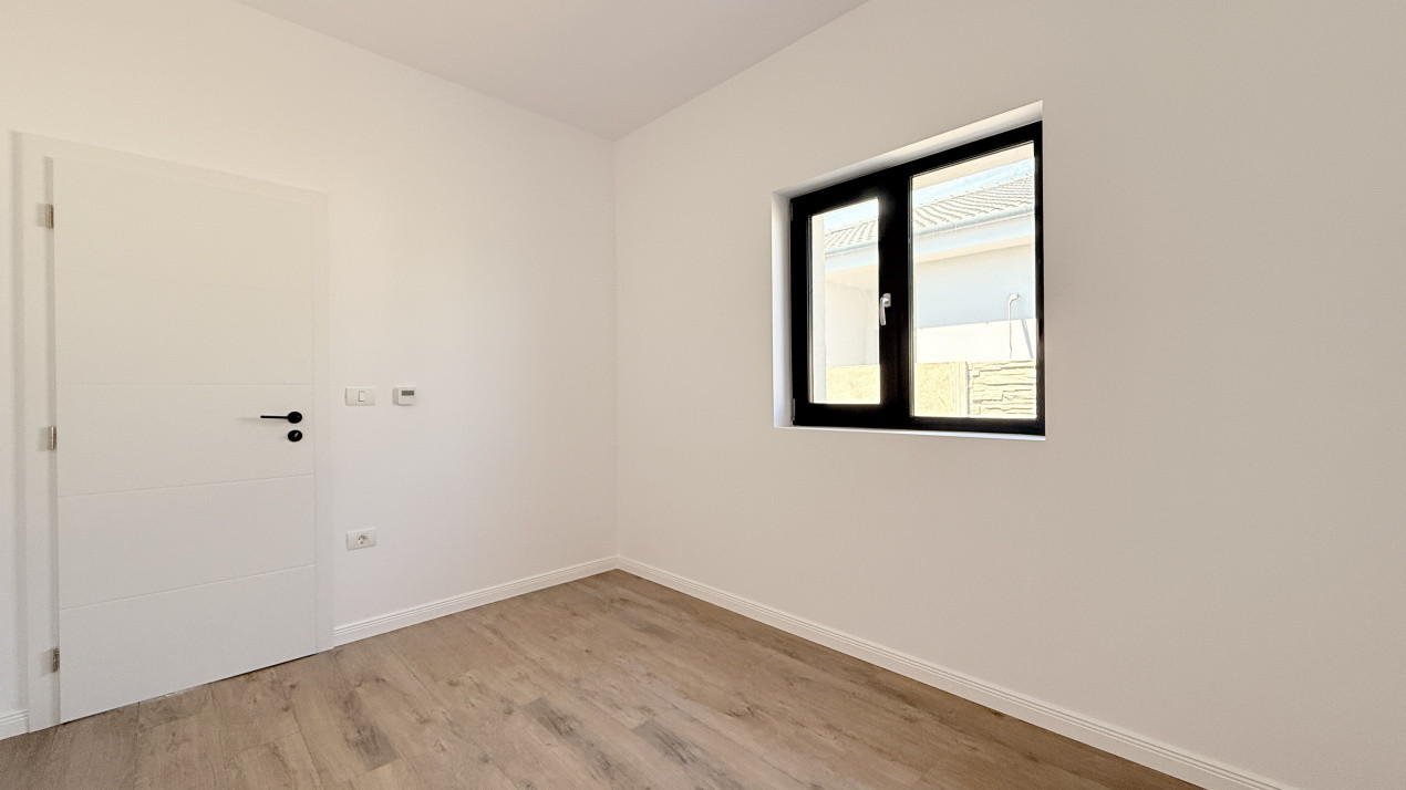 Duplex cu 4 camere - Toate utilitatile + Asfalt - Mosnita Noua 7, foxfort.ro