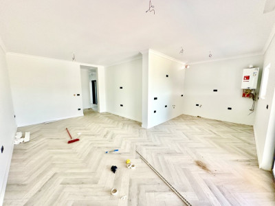 Duplex cu 4 camere - Toate utilitatile + Asfalt - Mosnita Noua imagine mica 5, foxfort.ro