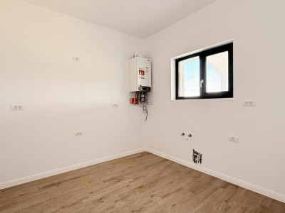 Duplex cu 4 camere - Toate utilitatile + Asfalt - Mosnita Noua imagine mica 6, foxfort.ro