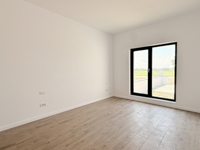 Duplex cu 4 camere - Toate utilitatile + Asfalt - Mosnita Noua imagine mica 9, foxfort.ro