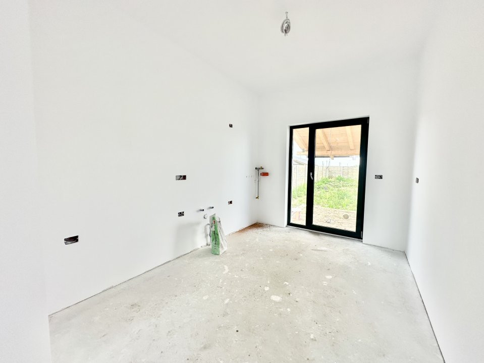 Casa individuala cu 4 camere - Toate utilitatile + Asfalt - Mosnita Noua 10, foxfort.ro