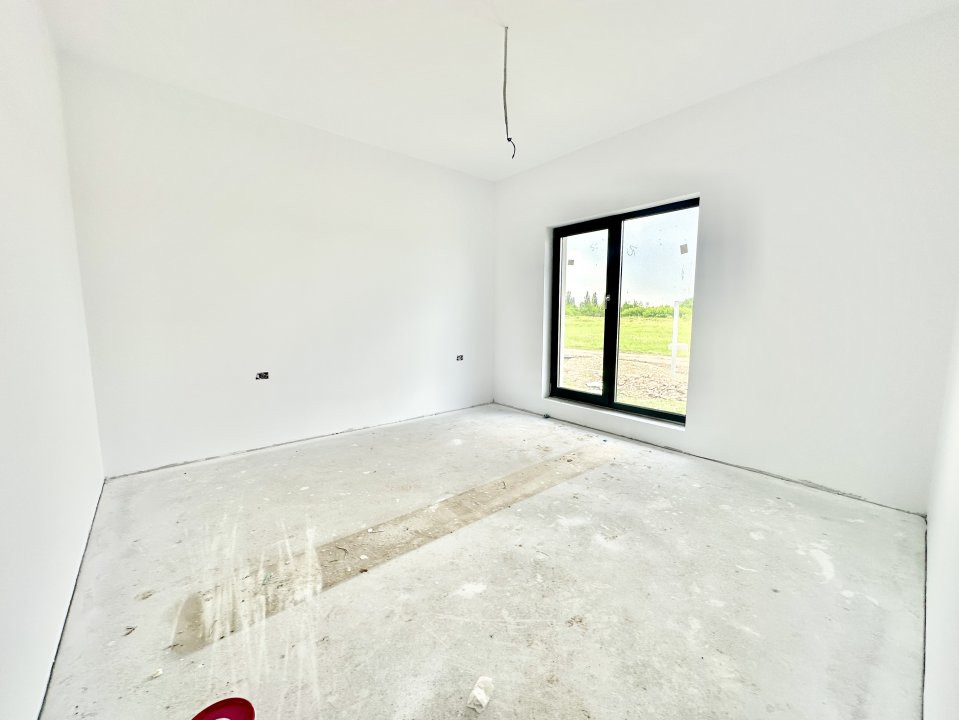 Casa individuala cu 4 camere - Toate utilitatile + Asfalt - Mosnita Noua 12, foxfort.ro