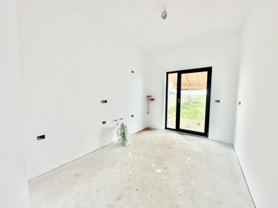 Casa individuala cu 4 camere - Toate utilitatile + Asfalt - Mosnita Noua imagine mica 10, foxfort.ro