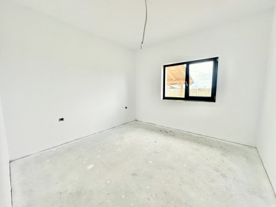 Casa individuala cu 4 camere - Toate utilitatile + Asfalt - Mosnita Noua imagine mica 13, foxfort.ro