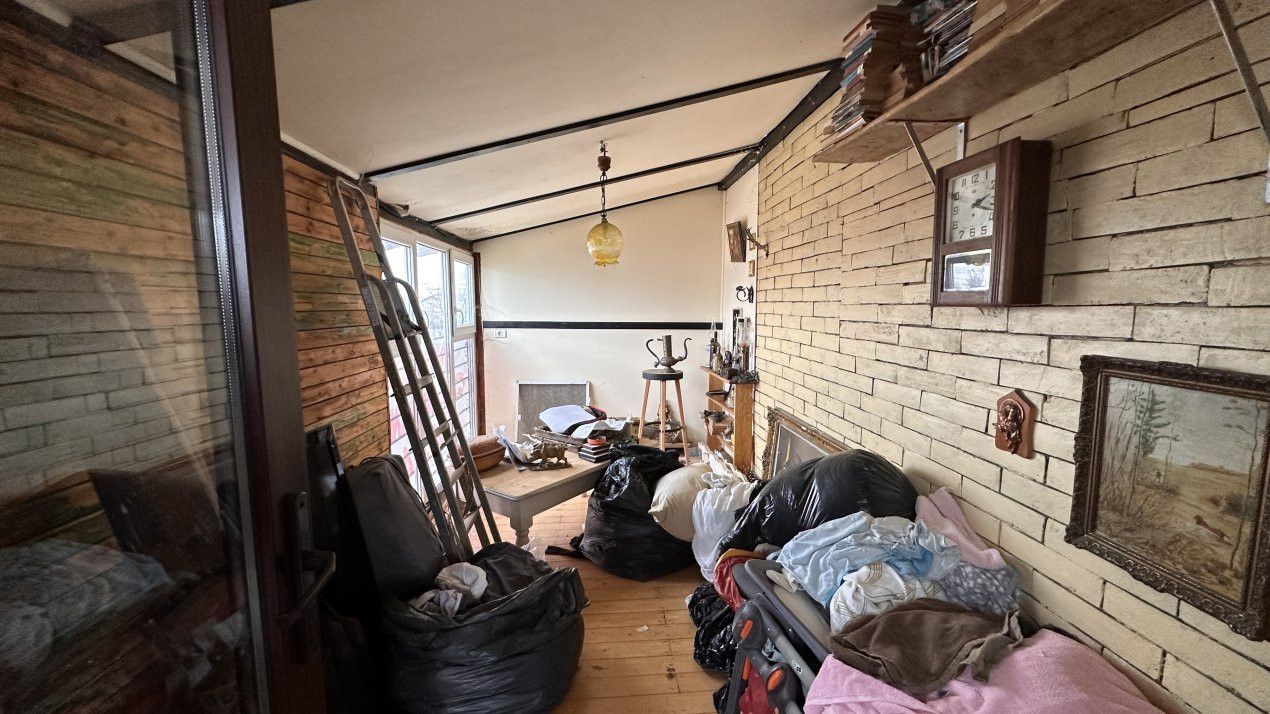 Casa individuala 6 camere, 200 mp, in Mosnita Veche, vatra satului 11, foxfort.ro