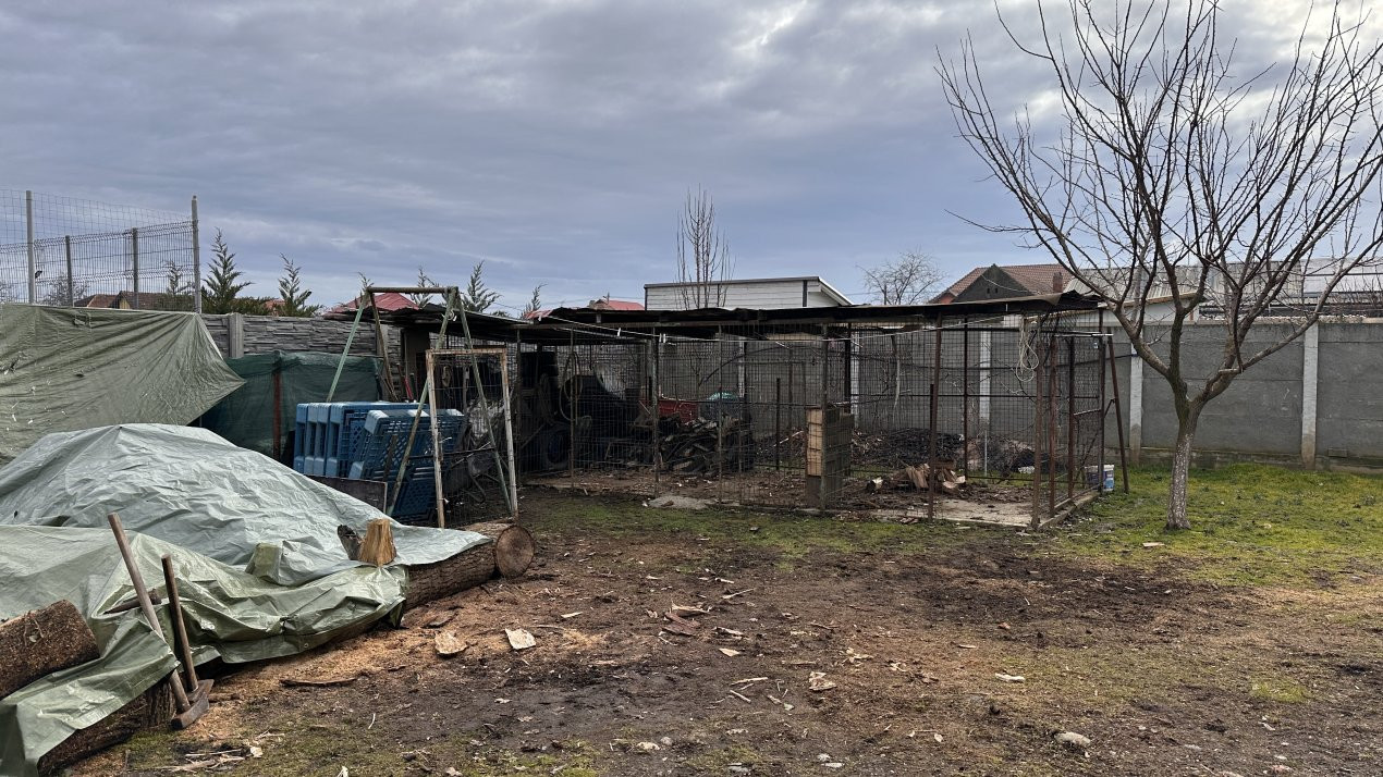 Casa individuala 6 camere, 200 mp, in Mosnita Veche, vatra satului 13, foxfort.ro