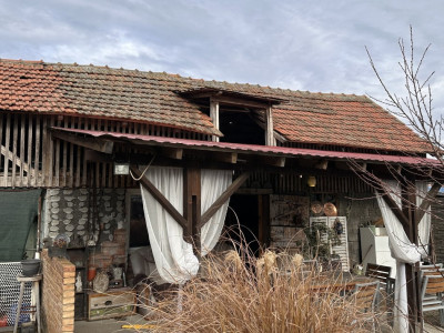 Casa individuala 6 camere, 200 mp, in Mosnita Veche, vatra satului imagine mica 8, foxfort.ro