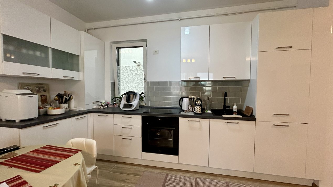 COMISION 0% Apartament 2 camere de vanzare si loc de parcare - Dumbravita 8, foxfort.ro