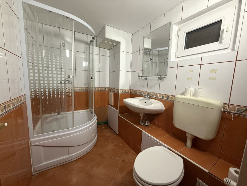 COMISION 0% Spatiu de birou cu 3 incaperi, 90 mp, zona Telegrafului 6, foxfort.ro