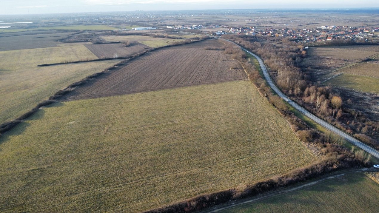 COMISION 0% Parcela Teren industrial cu utilitati, acces TIR - Mosnita 5, foxfort.ro