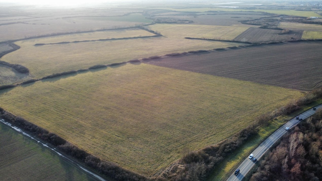 COMISION 0% Parcela Teren industrial cu utilitati, acces TIR - Mosnita 7, foxfort.ro