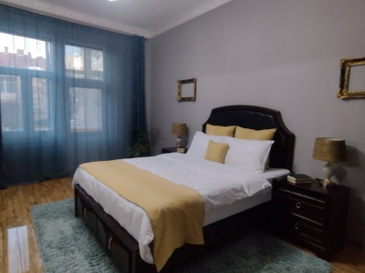 Apartament 2 camere, Zona Central - Renovat, mobilat si utilat imagine mica 2, foxfort.ro