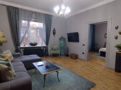 Apartament 2 camere, Zona Central - Renovat, mobilat si utilat